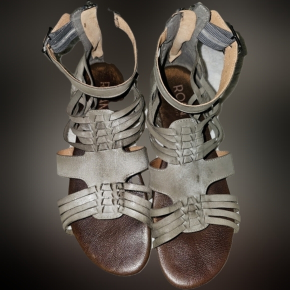Roan Flat Distressed Gray Gladiator Sandals with Ankle Straps Size 9 - Picture 1 of 9
